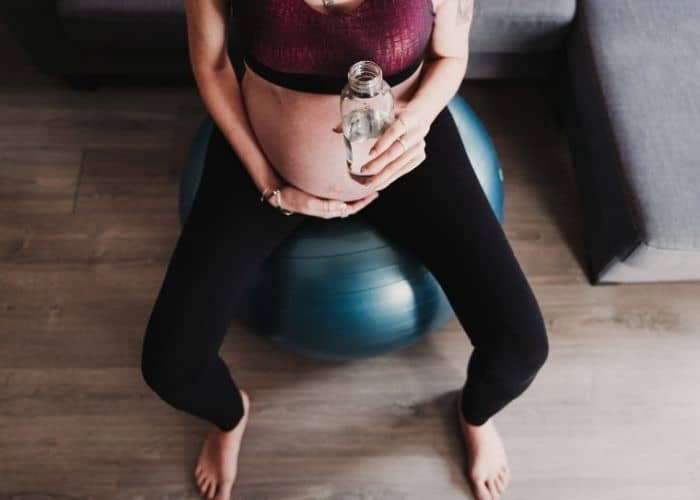 pregnant on exercise ball