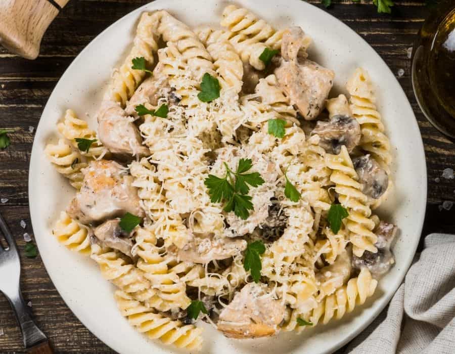 Easy dinner recipes, kid friendly meals, recipes for busy weeknights, recipes for busy moms